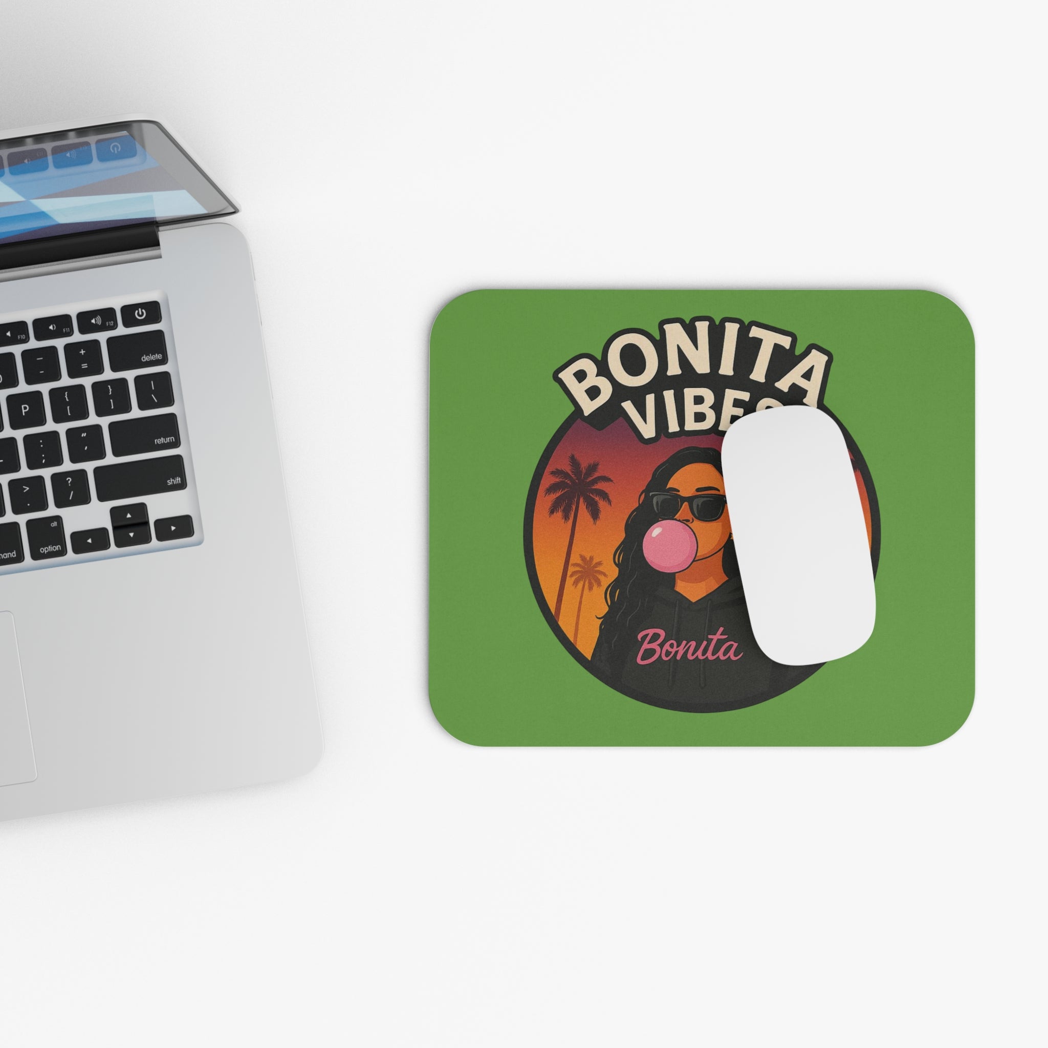 Bonita Vibes: Sunset Sway Green Mouse Pad - Tropical Desk Accessory, Perfect Gift for Students, Office Decor, Trendy Workstation