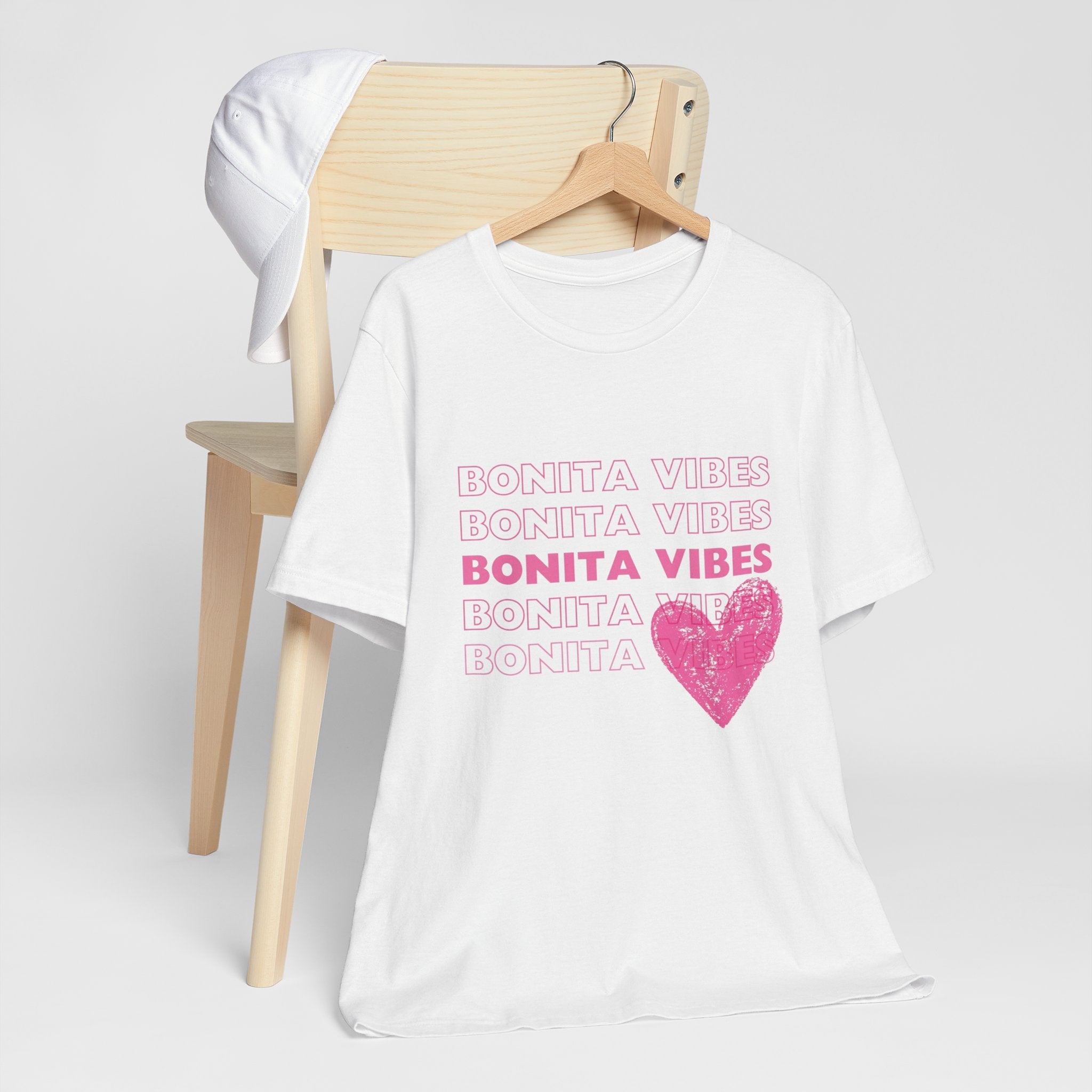 Bonita Vibes - SweetHearted Vibes Short Sleeve Stylish Tee - My Bonita Vibes