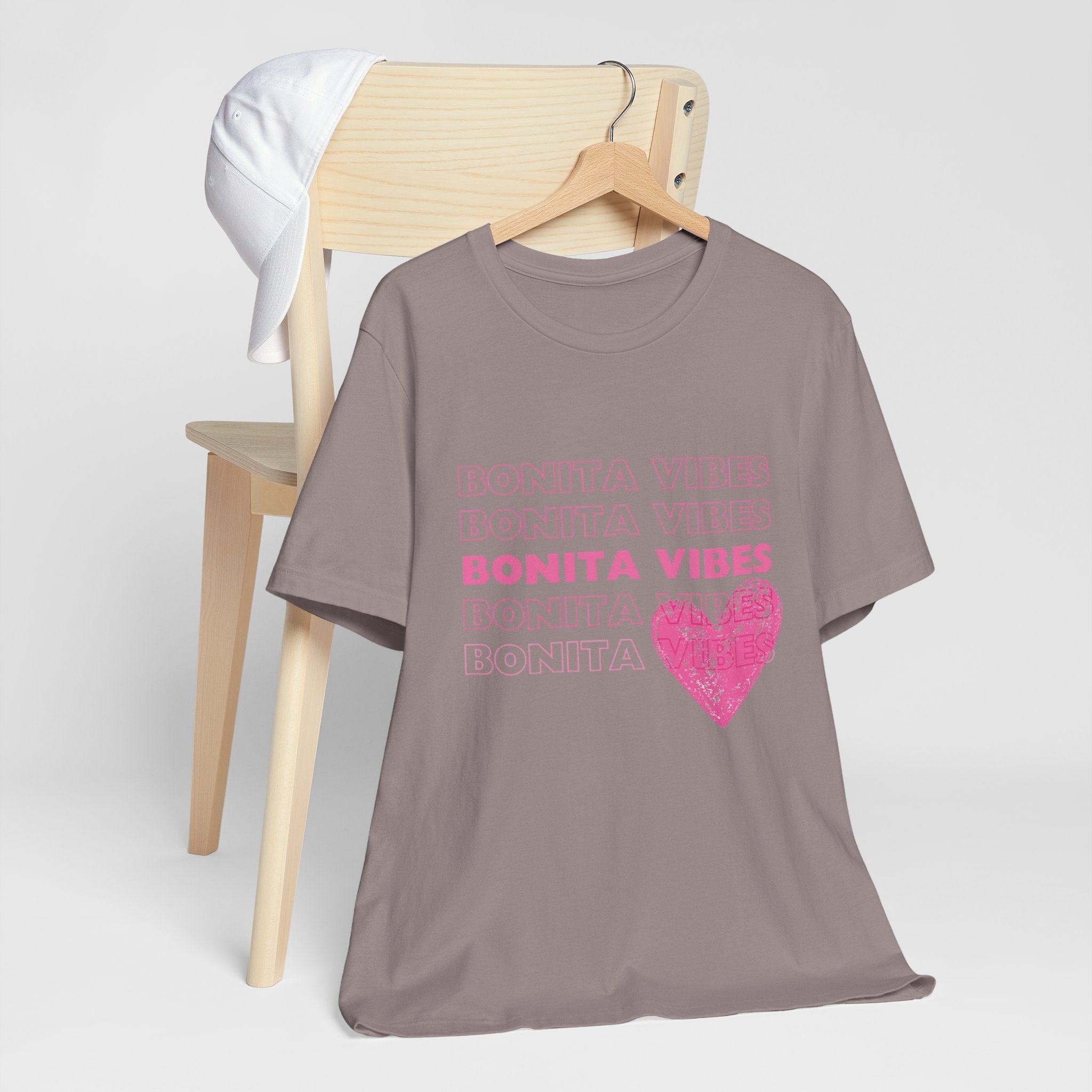 Bonita Vibes - SweetHearted Vibes Short Sleeve Stylish Tee - My Bonita Vibes