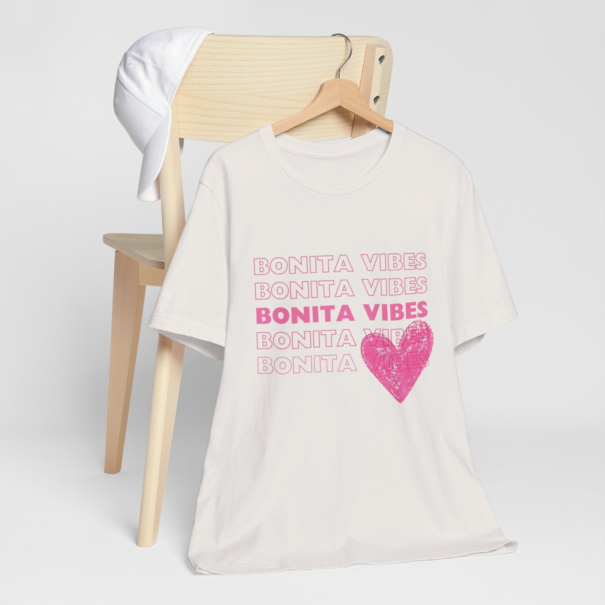 Bonita Vibes - SweetHearted Vibes Short Sleeve Stylish Tee - My Bonita Vibes