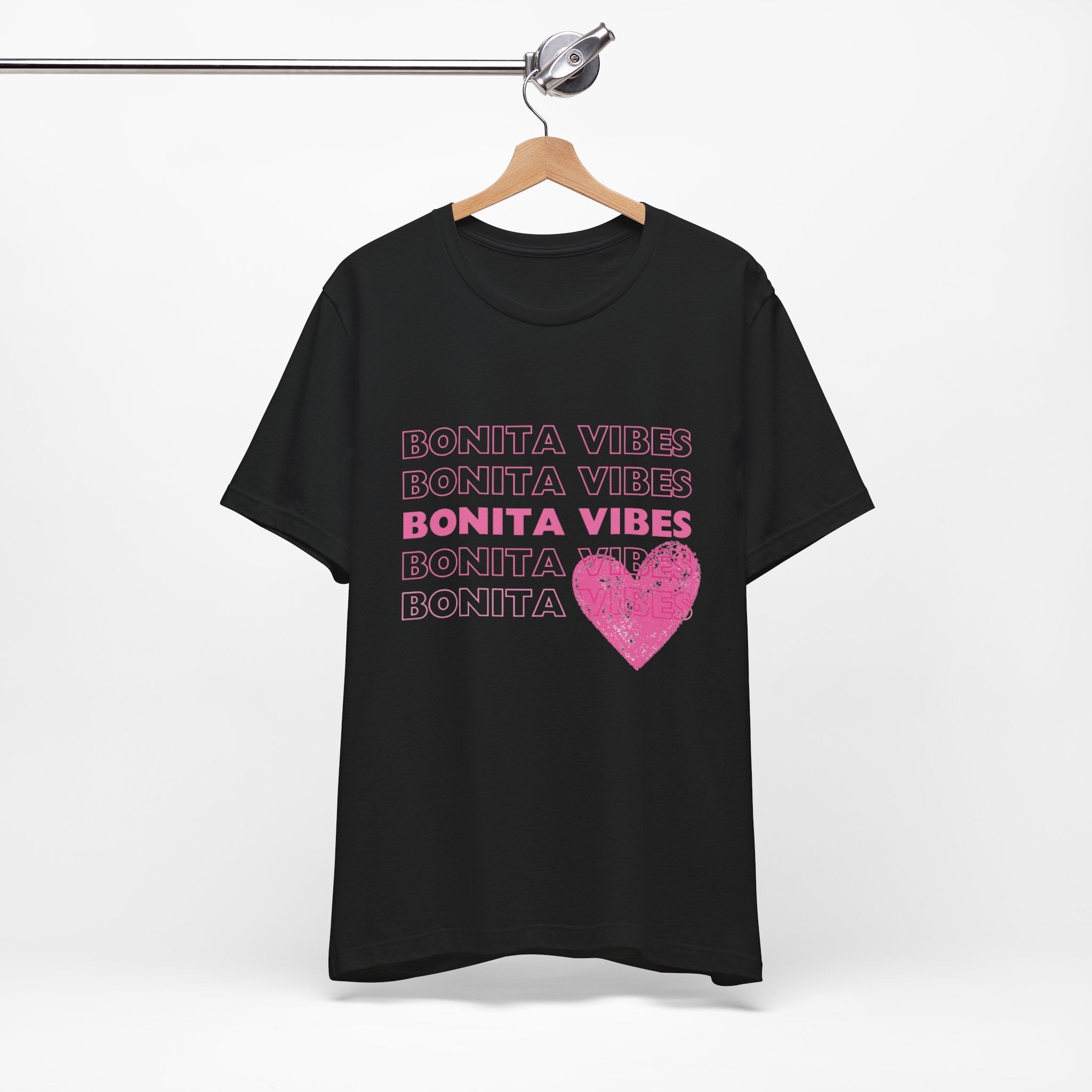 Bonita Vibes - SweetHearted Vibes Short Sleeve Stylish Tee - My Bonita Vibes